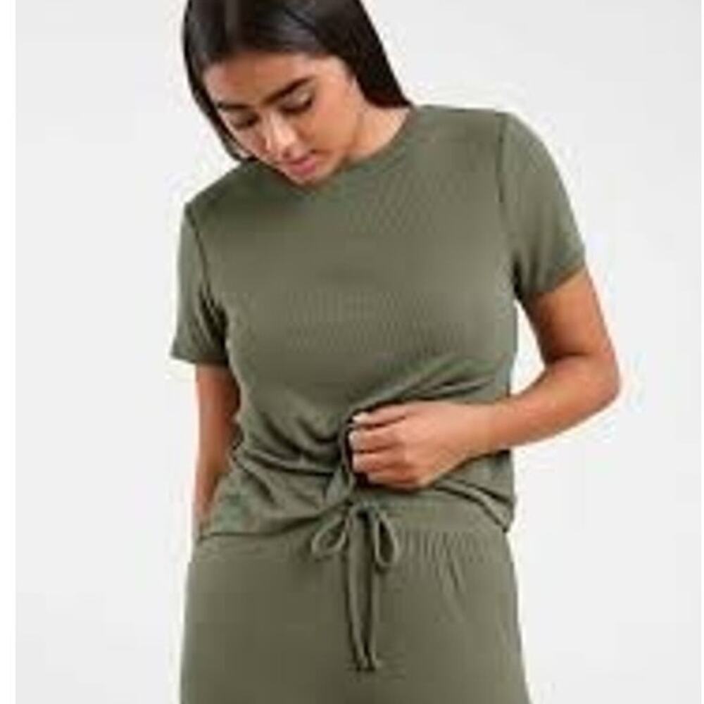 Nuuds Silk One Piece Pajama Top Short Sleeve Stretch Olive Green Size M NWOT - Picture 2 of 7